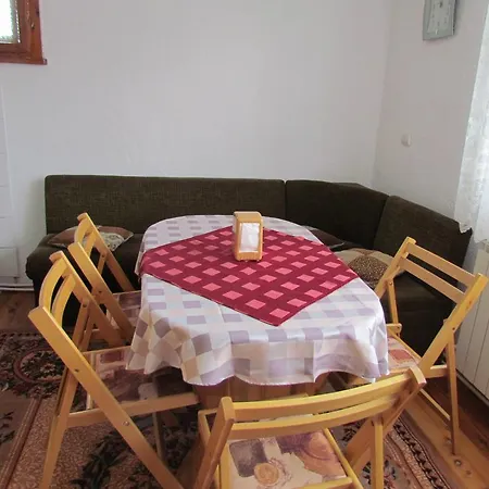 Makrievi